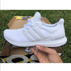 Mens Adidas Ultra Boost 4.0 Triple White Size 10